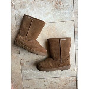 BearPaw Boots Size 10/11